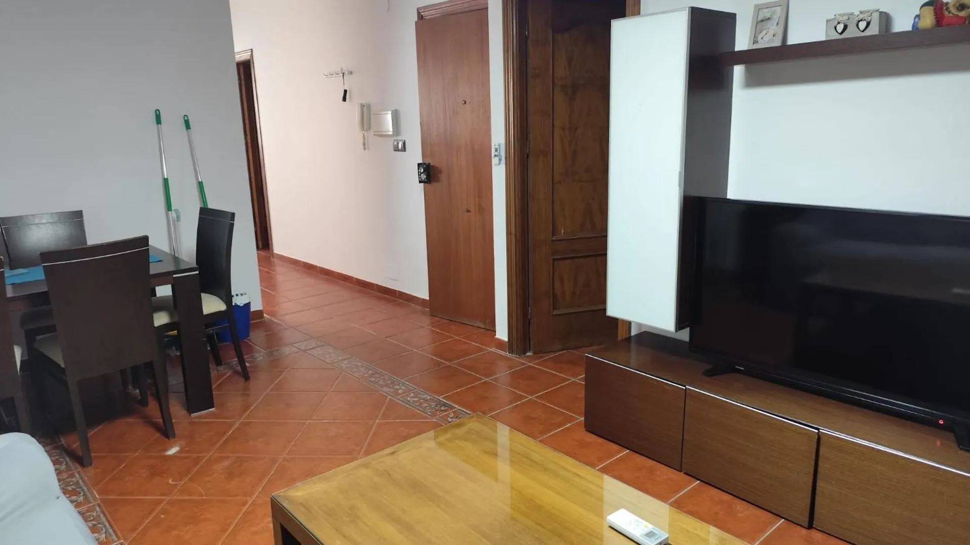 Nerja Centro Piso 3 Habitaciones 2 Banos